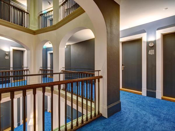 Hotel Anker Luzern : photo 4 de la chambre chambre standard lit queen-size