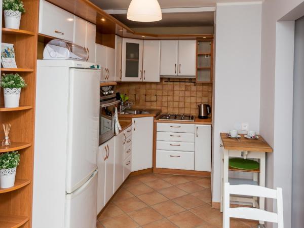 Grey House : photo 4 de la chambre chambre double avec salle de bains privative