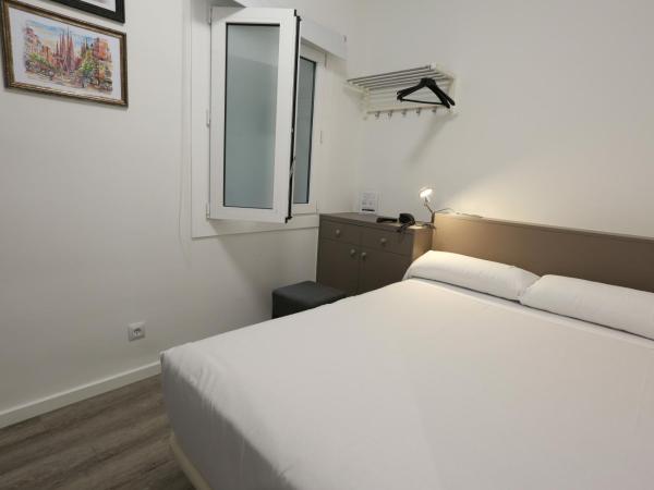 Hotel Alguer Camp Nou : photo 2 de la chambre chambre simple