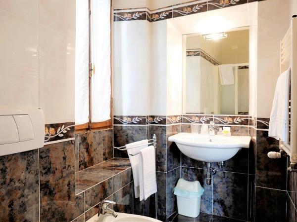 Relais Cavalcanti Guest House : photo 7 de la chambre chambre double supérieure avec vue