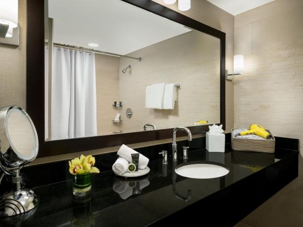 Hyatt Centric Arlington : photo 5 de la chambre chambre lit king-size - Étage supérieur