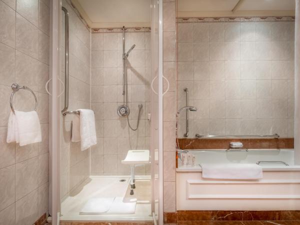 St. James' Court, A Taj Hotel, London : photo 2 de la chambre chambre standard pour personnes à mobilité réduite
