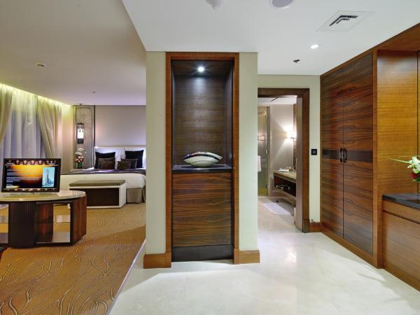 The Tower Plaza Hotel Dubai : photo 6 de la chambre suite exécutive