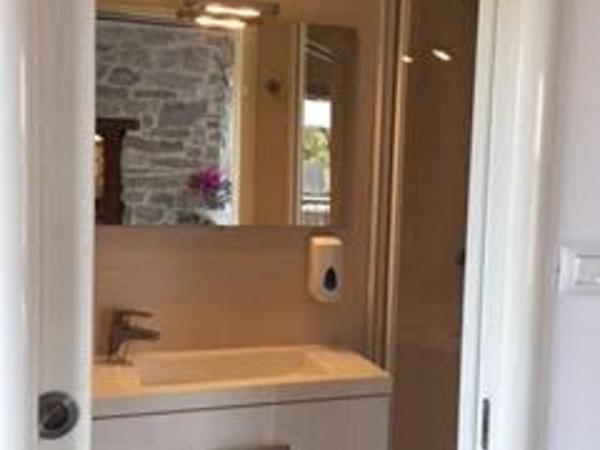 Guest House Laura : photo 8 de la chambre studio confort