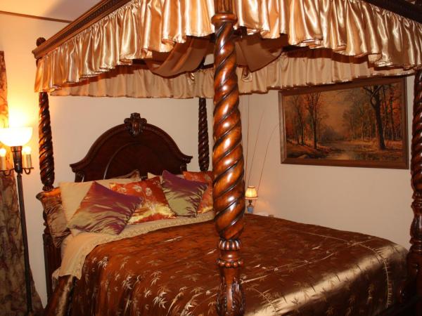 Alla's Historical Bed and Breakfast, Spa and Cabana : photo 2 de la chambre chambre lit queen-size deluxe