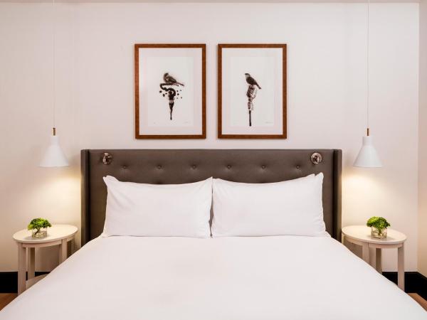 William Gray by Gray Collection : photo 2 de la chambre suite lit king-size - maison william grey