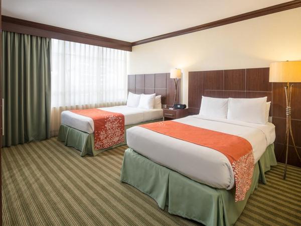 Newport Beachside Hotel & Resort : photo 4 de la chambre chambre supérieure avec 2 lits queen-size - vue sur ville