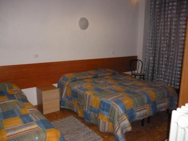 Sansovino Bed and Car : photo 1 de la chambre chambre double ou lits jumeaux