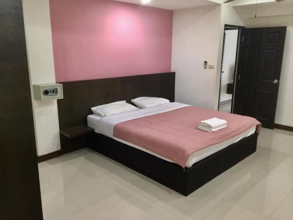 Shanghai Guesthouse : photo 8 de la chambre suite familiale avec balcon