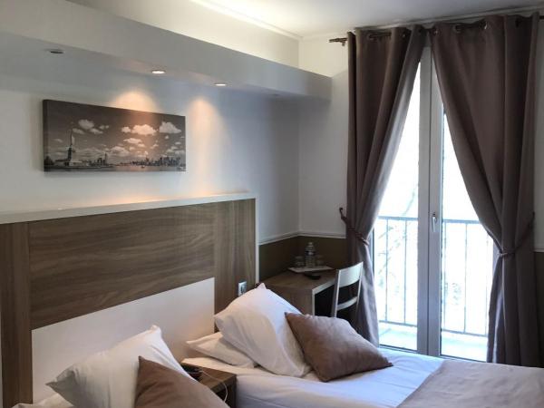 Grand Hotel Nouvel Opera : photo 1 de la chambre chambre lits jumeaux basique avec douche