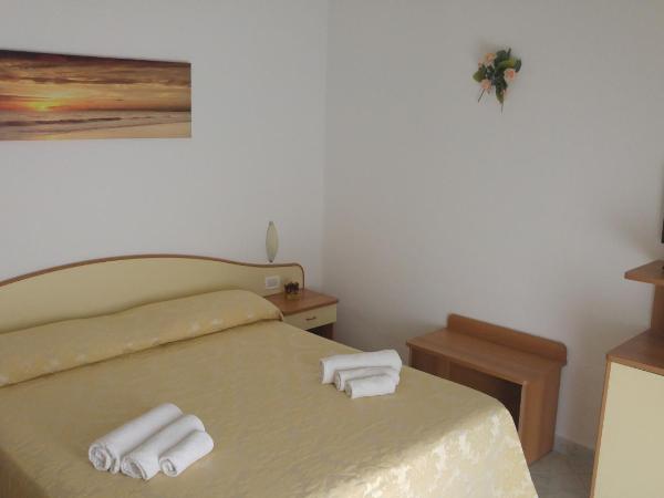 Villa Natalina : photo 7 de la chambre chambre double ou lits jumeaux avec balcon