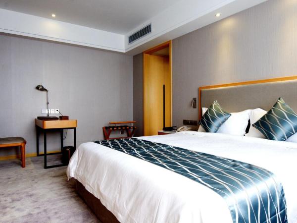 Guangzhou Seaman Hotel-Line 2 JiangNanXi Station : photo 3 de la chambre chambre affaires lit queen-size