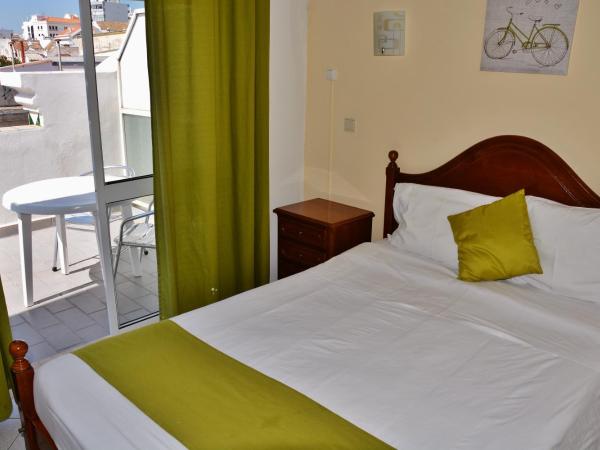 Residencial A Doca : photo 2 de la chambre chambre double classique avec balcon