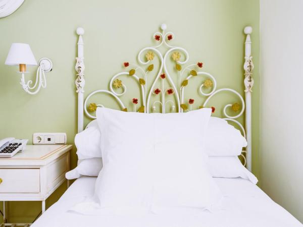 Basic Hotel Doña Manuela : photo 3 de la chambre chambre simple