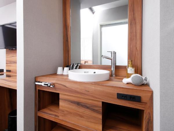 Hotel Code Shinsaibashi : photo 3 de la chambre chambre lits jumeaux standard - non-fumeurs