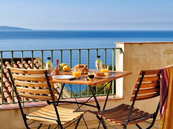 Residence Roc E Mare Cargèse : photo 5 de la chambre studio - vue sur mer