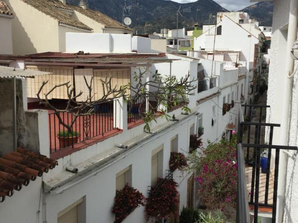 Hostal La Pilarica : photo 6 de la chambre chambre simple avec balcon