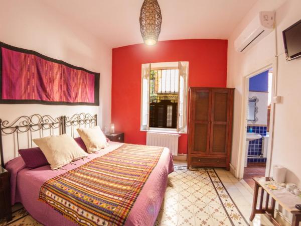 Villa Alicia Guest House : photo 7 de la chambre chambre double avec salle de bains privative