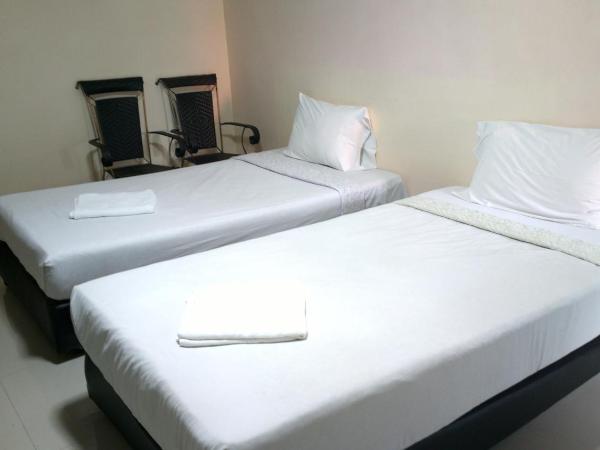 Hua Hin Euro City Hotel : photo 5 de la chambre chambre lits jumeaux Économique