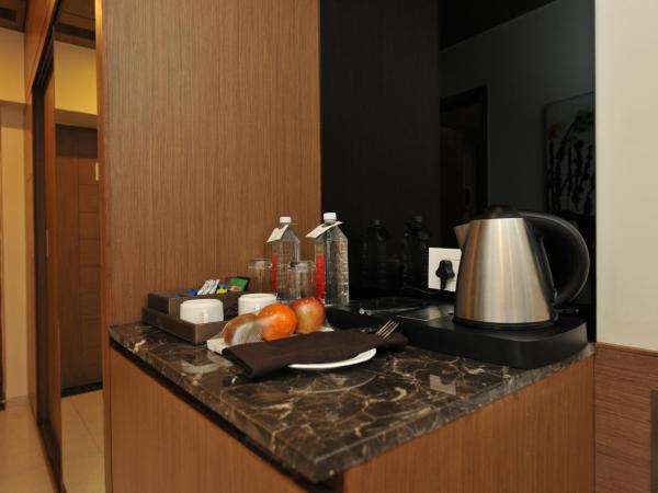 Narayani Heights, Ahmedabad : photo 7 de la chambre chambre double deluxe