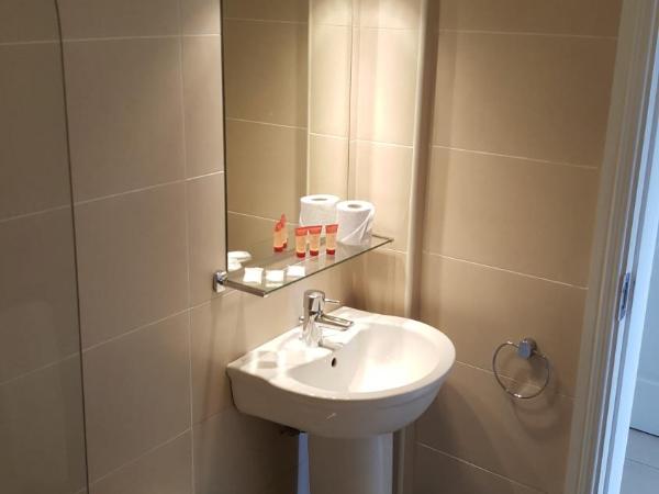 St Bridget's Apartments : photo 7 de la chambre appartement 2 chambres (3 adultes)