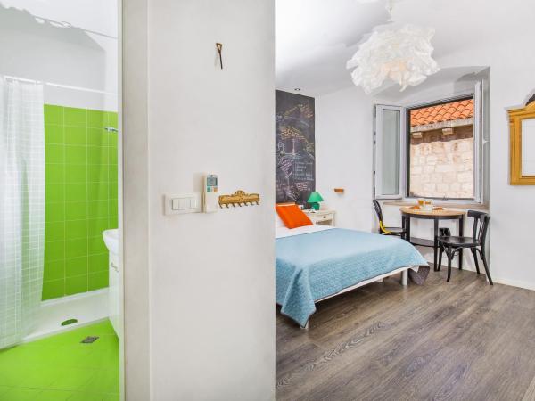 Apartment & Room Joy : photo 4 de la chambre chambre double