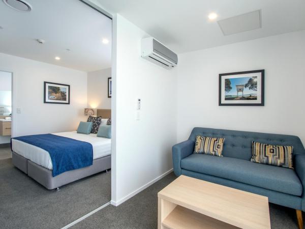 Ramada Suites by Wyndham Albany : photo 7 de la chambre appartement 1 chambre