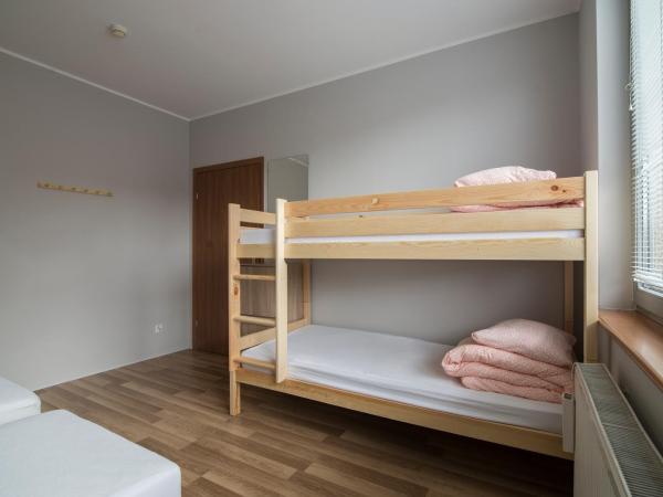 Sea Hostel : photo 3 de la chambre chambre quadruple