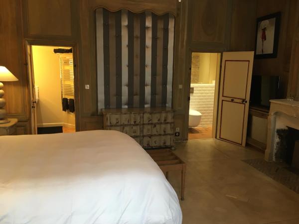 Demeure des Vieux Bains : photo 3 de la chambre chambre triple confort avec douche