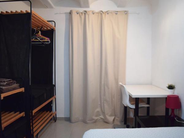 Apart and Benef : photo 3 de la chambre chambre double avec salle de bains privative extérieure