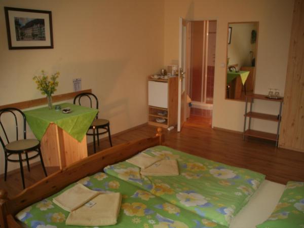 Chebsky dvur - Egerlander Hof : photo 8 de la chambre chambre double ou lits jumeaux