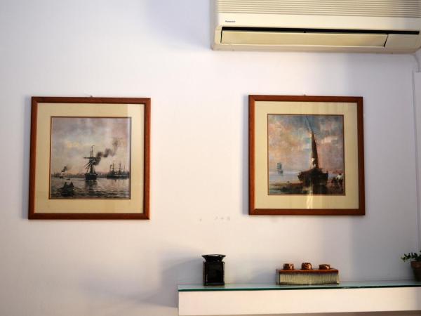 Enetiko Rooms : photo 2 de la chambre chambre lits jumeaux