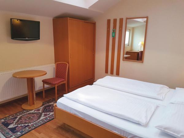 Hotel Haydn : photo 9 de la chambre chambre double confort