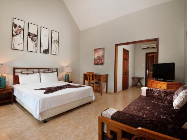 Le Palmiste Resort & Spa : photo 7 de la chambre chambre standard - vue sur piscine ou jardin