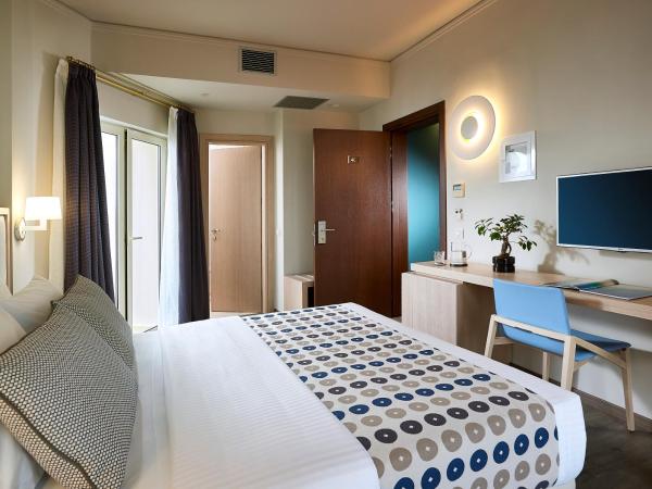 Irida Hotel : photo 1 de la chambre chambre double supérieure - vue sur mer