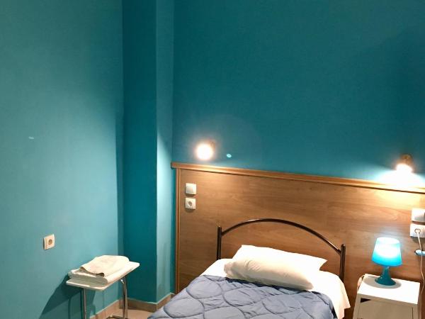 Hotel Kastoria : photo 7 de la chambre chambre simple avec salle de bains commune