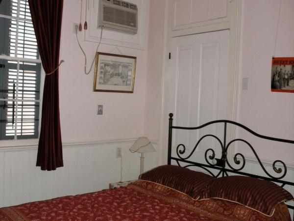 The Burgundy Bed and Breakfast : photo 2 de la chambre chambre supérieure lit queen-size