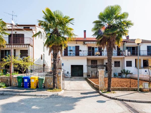 Rooms Stefania : photo 8 de la chambre chambre double - vue sur jardin