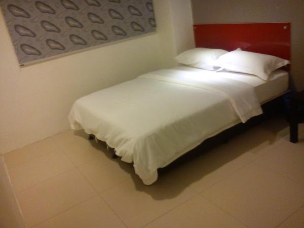 M Design Hotel @ Pandan Indah : photo 5 de la chambre chambre lit king-size deluxe