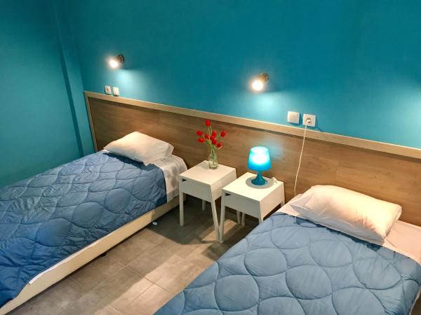 Hotel Kastoria : photo 1 de la chambre chambre double avec salle de bains commune