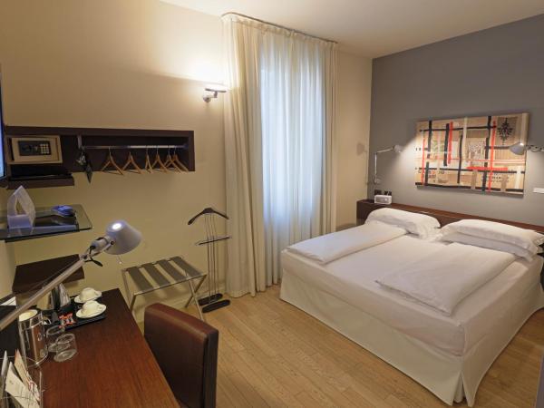 I Portici Hotel Bologna : photo 3 de la chambre chambre double supérieure