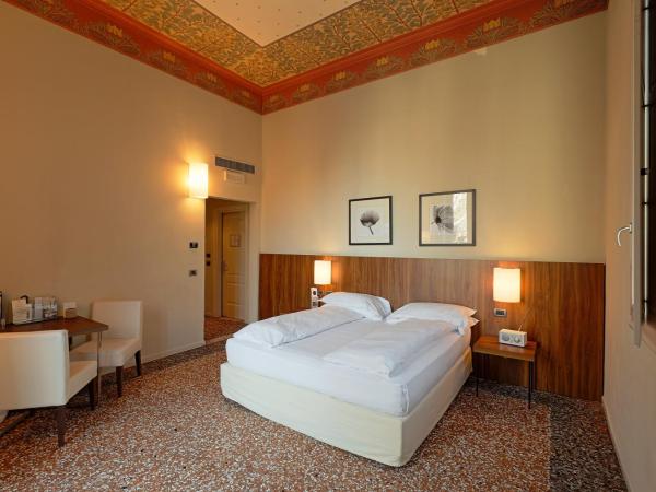 I Portici Hotel Bologna : photo 6 de la chambre chambre double deluxe