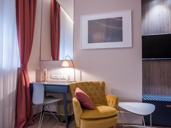 Zadera Accommodation : photo 4 de la chambre chambre double deluxe avec baignoire