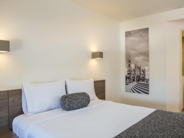 One Guadalajara Expo : photo 2 de la chambre chambre supérieure lit queen-size