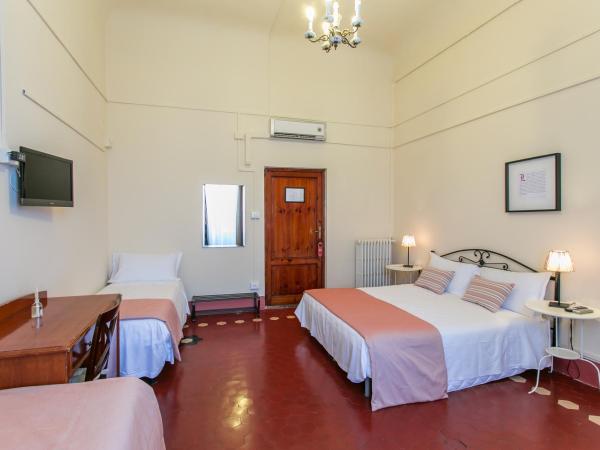 Hotel d'Azeglio Firenze : photo 2 de la chambre chambre quadruple confort
