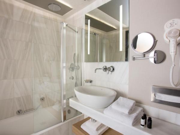 Golden Age Athens Hotel : photo 10 de la chambre suite junior