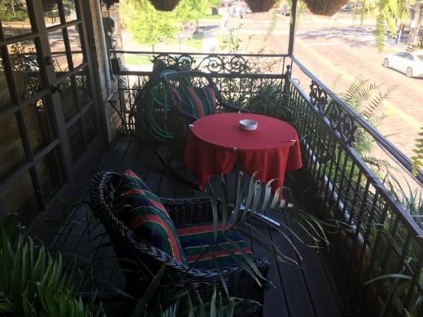 Park Plaza Hotel Orlando - Winter Park : photo 2 de la chambre chambre lit queen-size avec balcon - vue sur parc