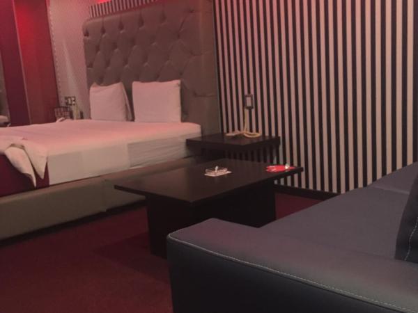 Intimisimo Autohotel Adults Only Ciudad Industrial : photo 2 de la chambre chambre lit king-size deluxe