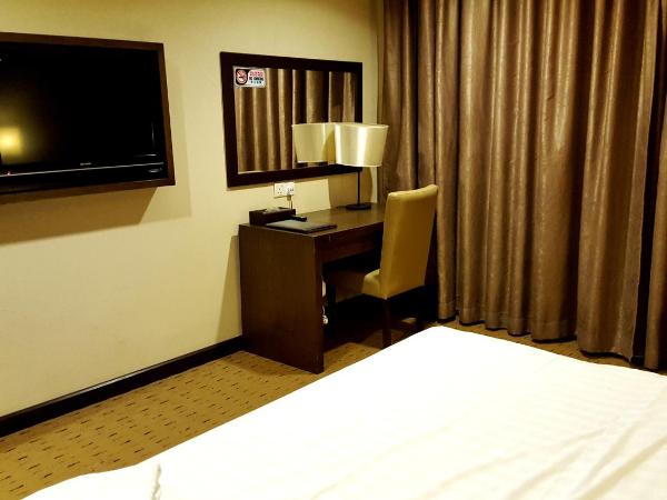 Lintas View Hotel : photo 2 de la chambre chambre lit king-size supérieure