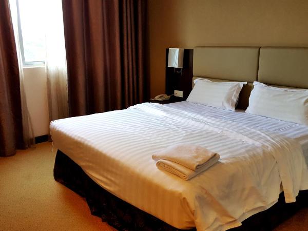 Lintas View Hotel : photo 3 de la chambre chambre lit king-size premier